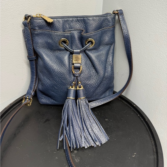 MICHAEL Michael Kors  Leather Crossbody Purse Camden Tassels crossbody EUC - Picture 2 of 9